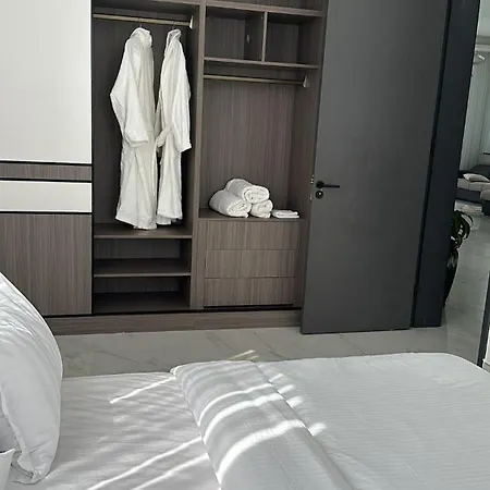 Entebbe Airport Superking Bed Apartment Wakiso Exterior photo