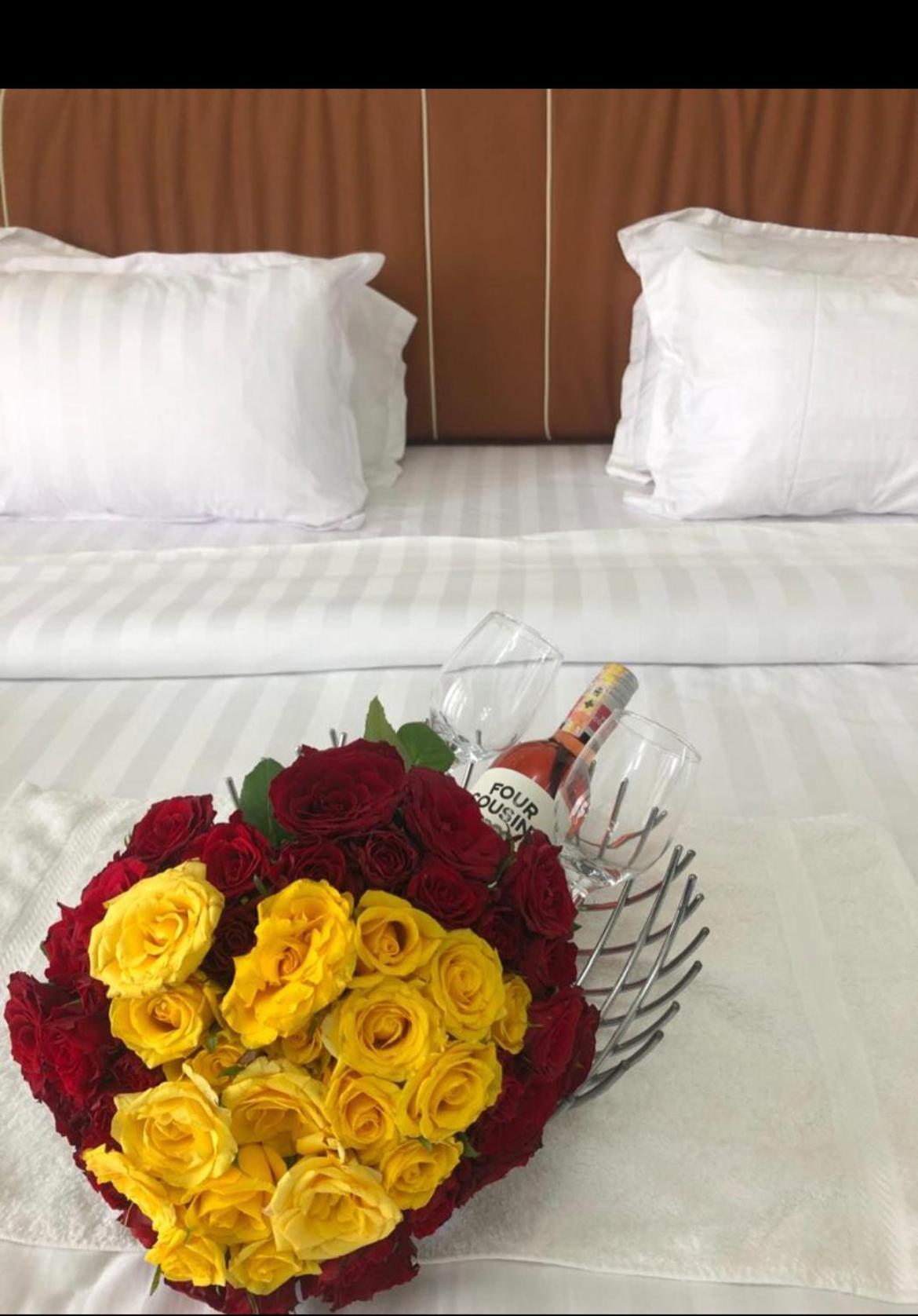 Apartment Entebbe Airport Superking Bed